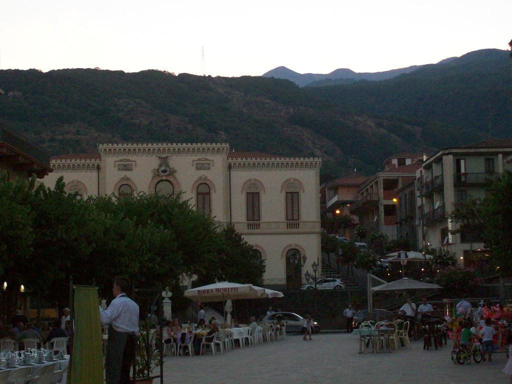 Cartoline Dall'Etna B&B Zafferana Etnea Exterior foto